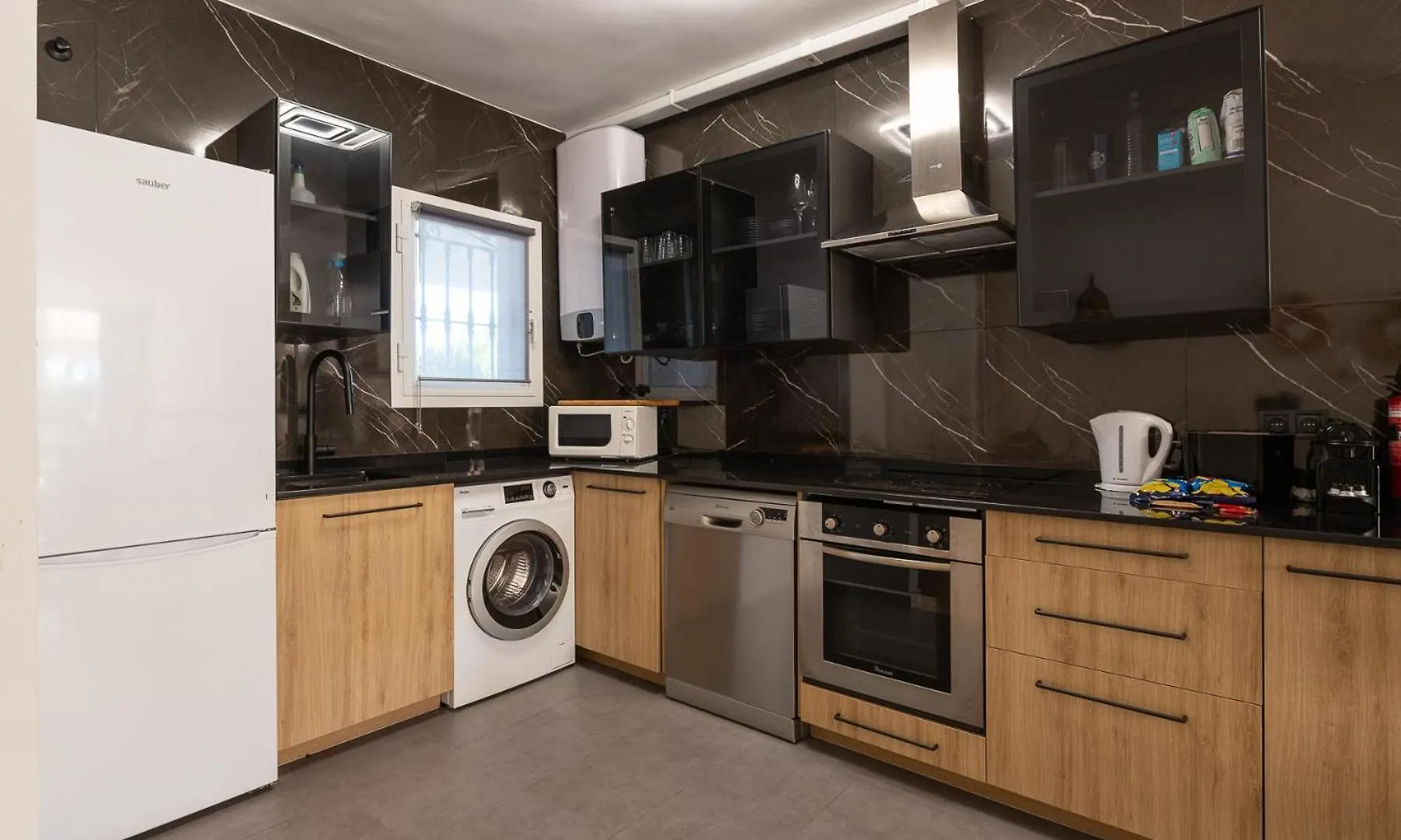 Apartamento Con Piscina En 1ª Linea Golf La Quinta بينهافيس 0*,  إسبانيا